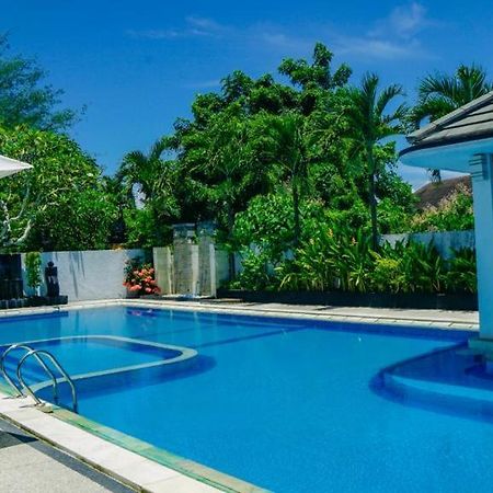 Aldeoz Villa Nusa Dua นูซาดูอา ภายนอก รูปภาพ